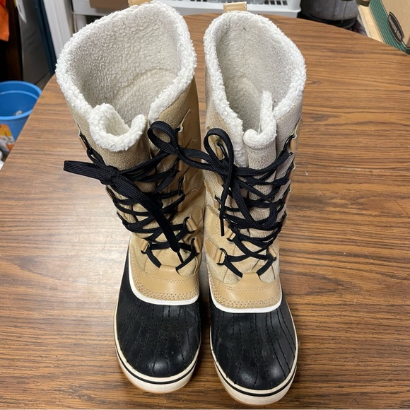 Sorel tan boots mid calf US women’s size 8.5 winter boot lined - Picture 2 of 7